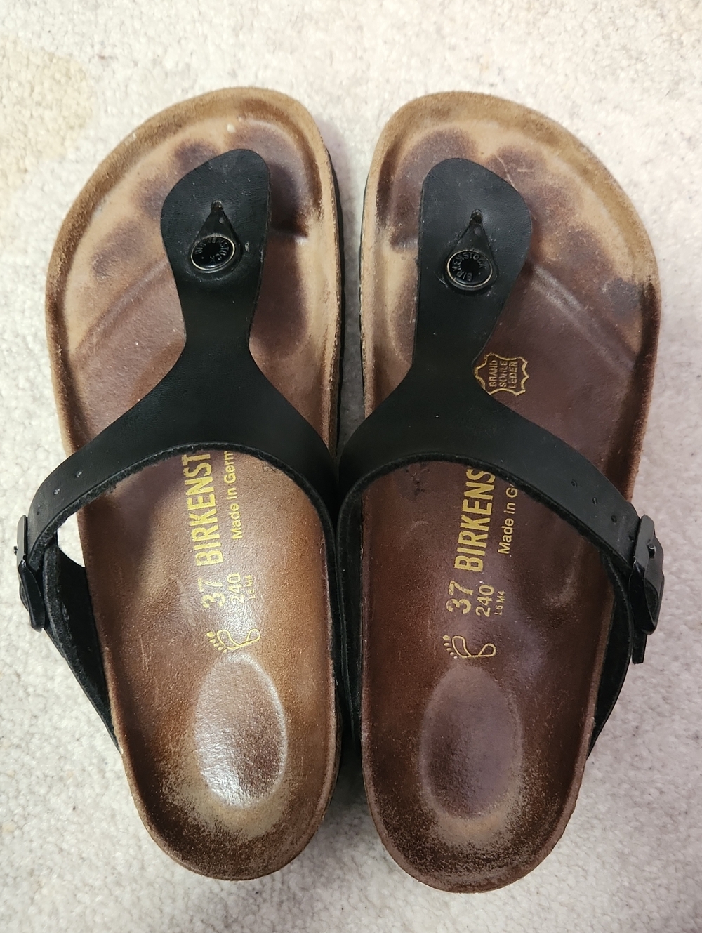 Birkenstock Gizeh Black Thong Sandals with Buckle